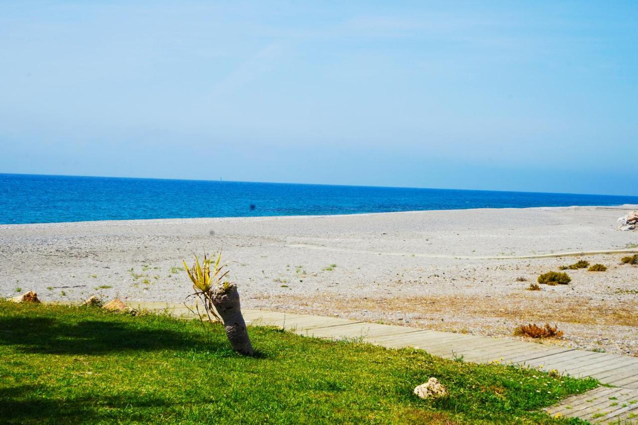 Tranquilidad Y Playa Para Toda La Familia Калаонда Экстерьер фото